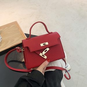 Trendy Women's Handbag — Versatile Carry-all