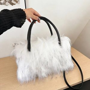 Plush Handbag / Faux Fur Bag