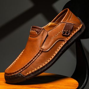 Half trust hand sewn men's shoes