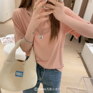 Loose-fitting solid color top, trendy women's base layer shirt (Instagram style)