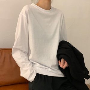 Women's trendy solid color long-sleeved t-shirt as inner layer