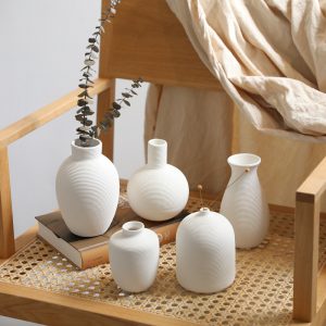 Simple Ceramic Small Vase Ornaments