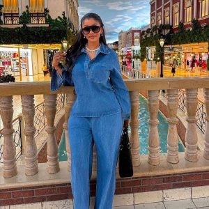 Top with drawstring straight leg trousers set