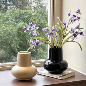 Ceramic Vase Dining Table