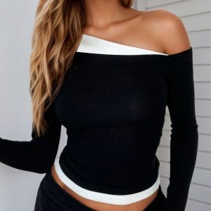 American style design contrasting T-shirt