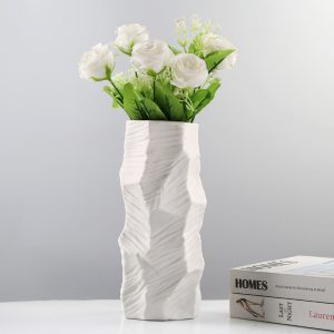 Simple European-style home accessories