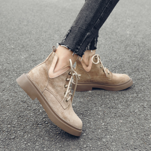 Winter and autumn chunky short boots with added insulation, suitable for all occasions for ladies.