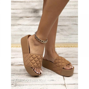 Diamond Pattern Slippers