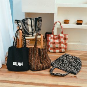 New "Ins-Style" Autumn/Winter Reversible Wool Tote Bag