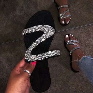 Fashionable beaded sandals