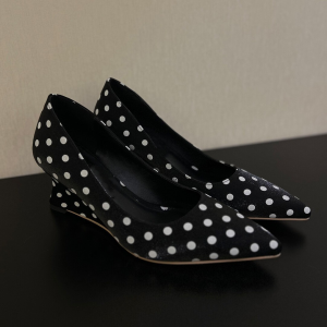 French-style sexy polka dot platform pointed-toe high heels