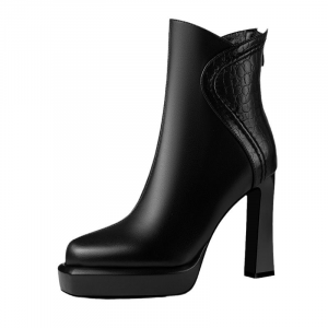 Coarse-cuffed soft-leather ankle boots with a pull-on zipper