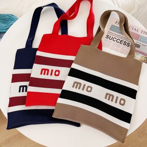 Trendy Knitted Shoulder Bag