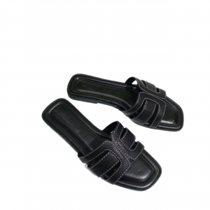 Solid-color square-toe slippers