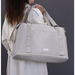 Simple & Minimalist Travel Bag — Lightweight, Hand-Carry, Large Capacity, Wet-Dry Separation